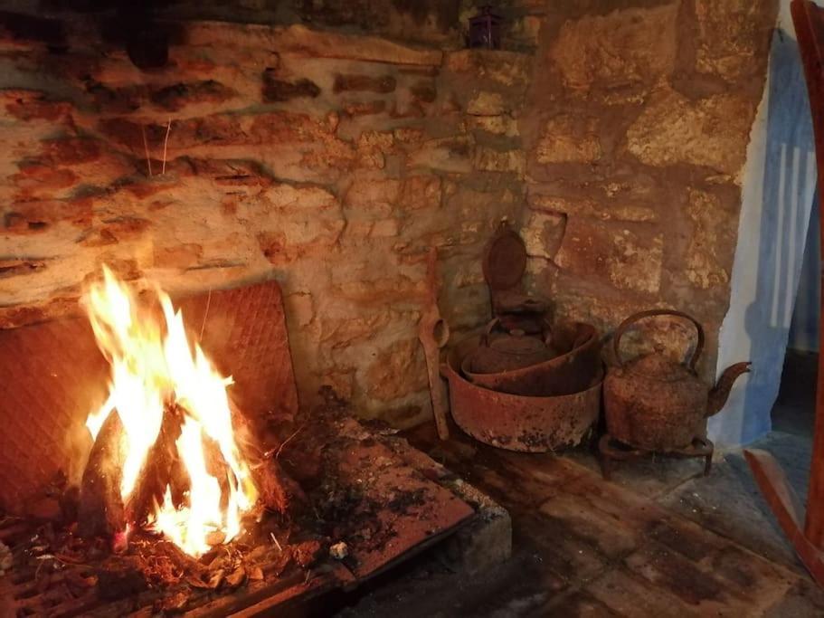 -Going Back In Time- 200 Year Old Farmhouse Creegh Dış mekan fotoğraf